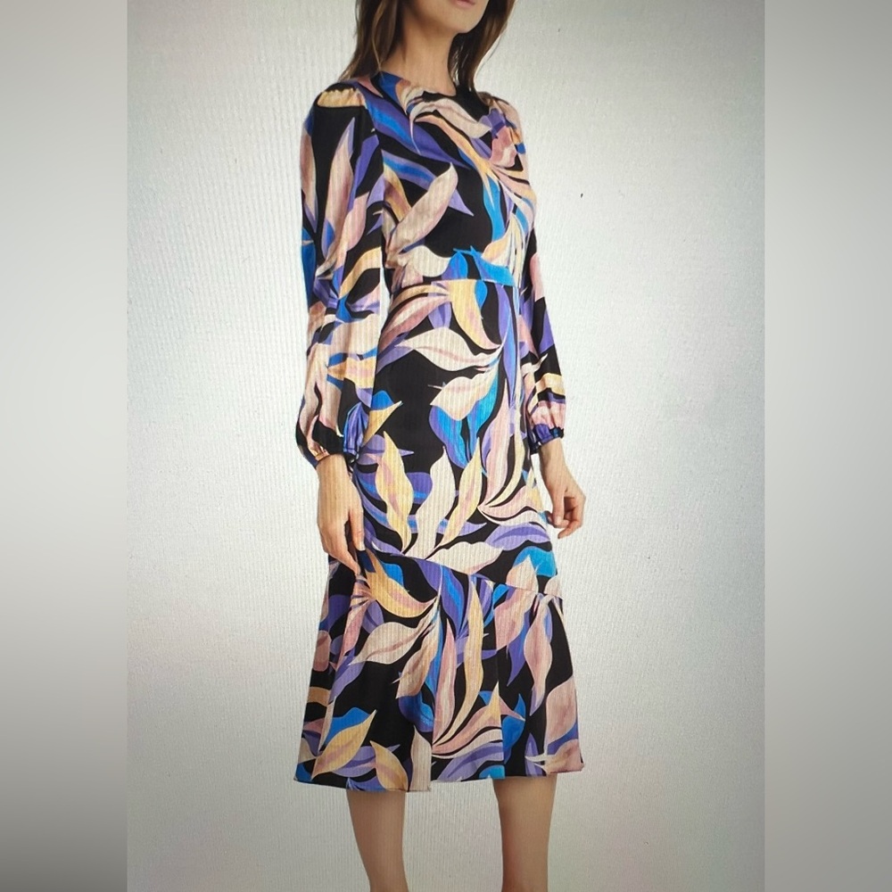 Maggy London Cherise- Sold Out online. Elegant dress in dainty leaves - NWT